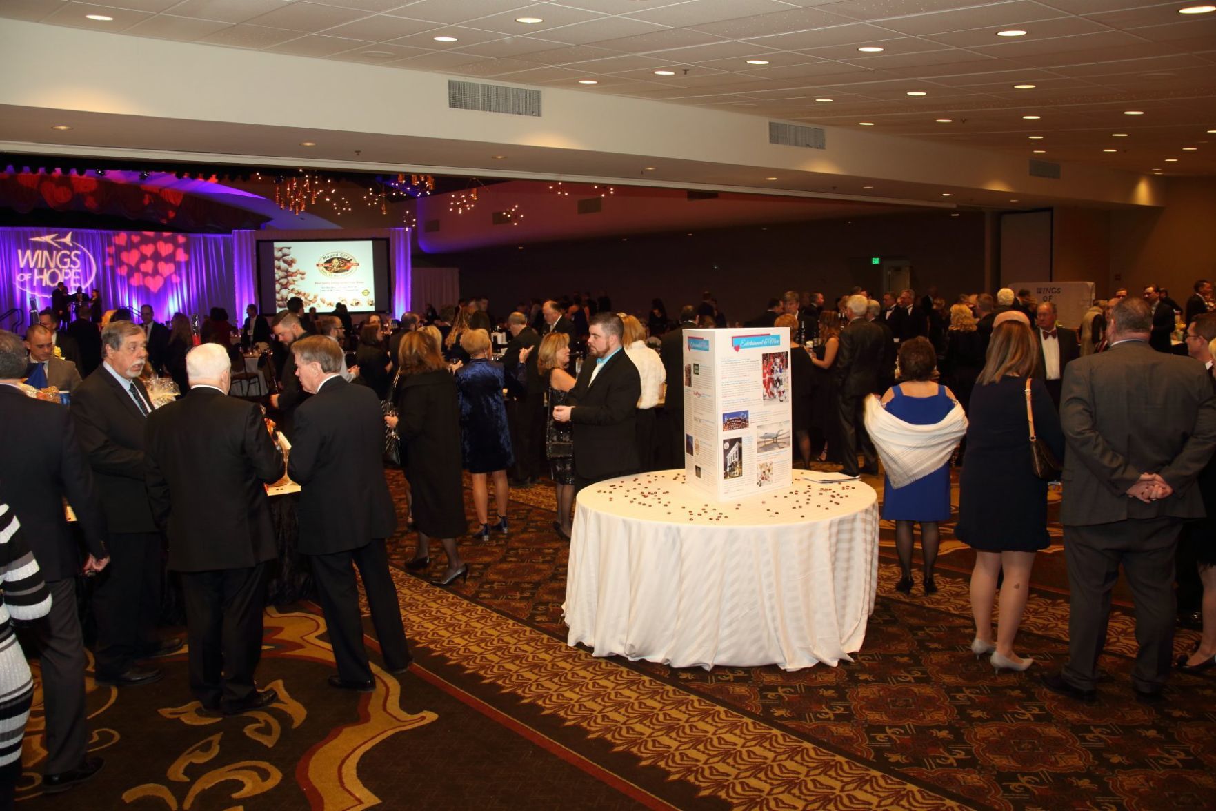 020919WingsofHopeDinner_14.JPG